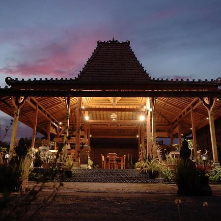 Hotel Bhumi Kasuryan Borobudur Magelang Exterior foto