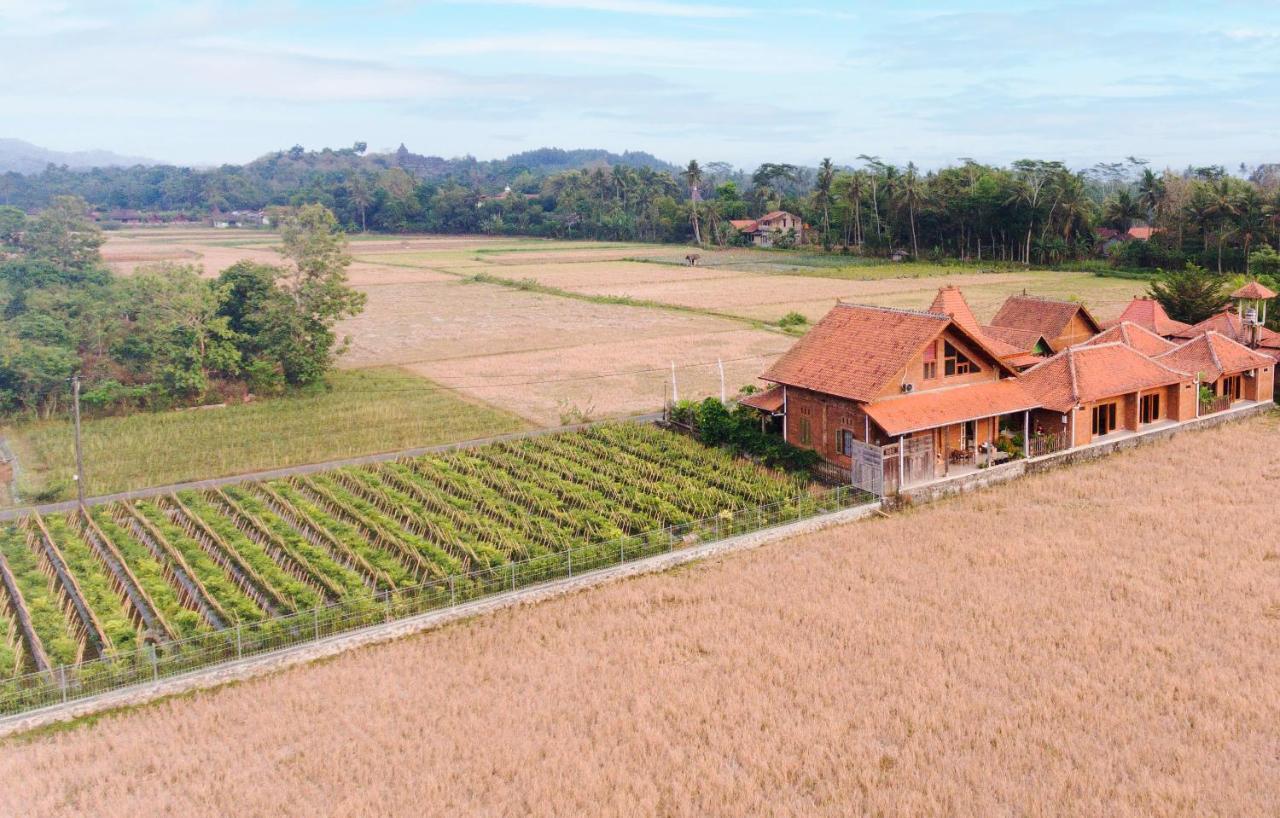 Hotel Bhumi Kasuryan Borobudur Magelang Exterior foto