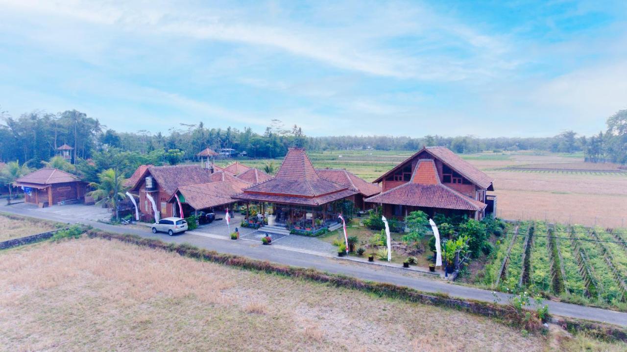 Hotel Bhumi Kasuryan Borobudur Magelang Exterior foto