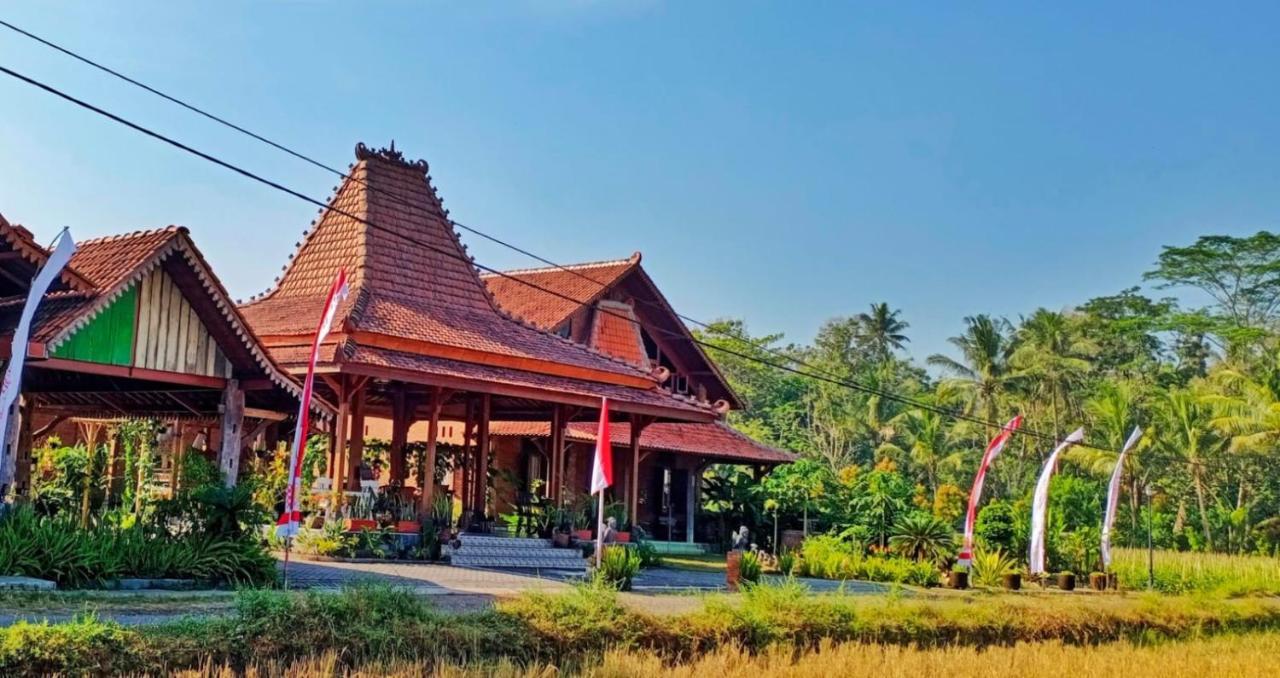 Hotel Bhumi Kasuryan Borobudur Magelang Exterior foto